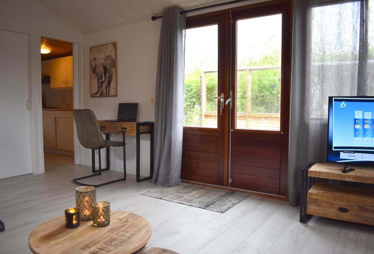 Villa Het Duikertje - Tiny House à Dirkshorn Extérieur photo