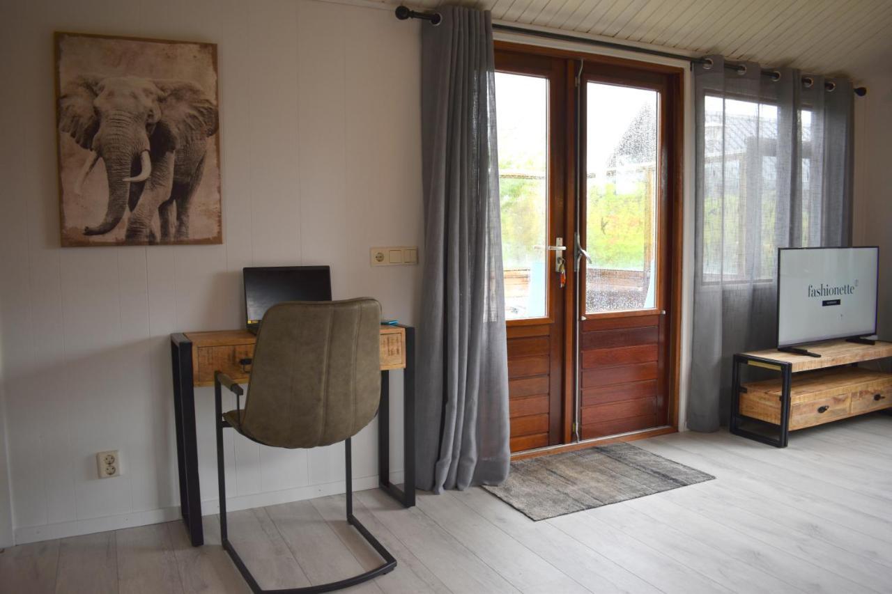 Villa Het Duikertje - Tiny House à Dirkshorn Extérieur photo
